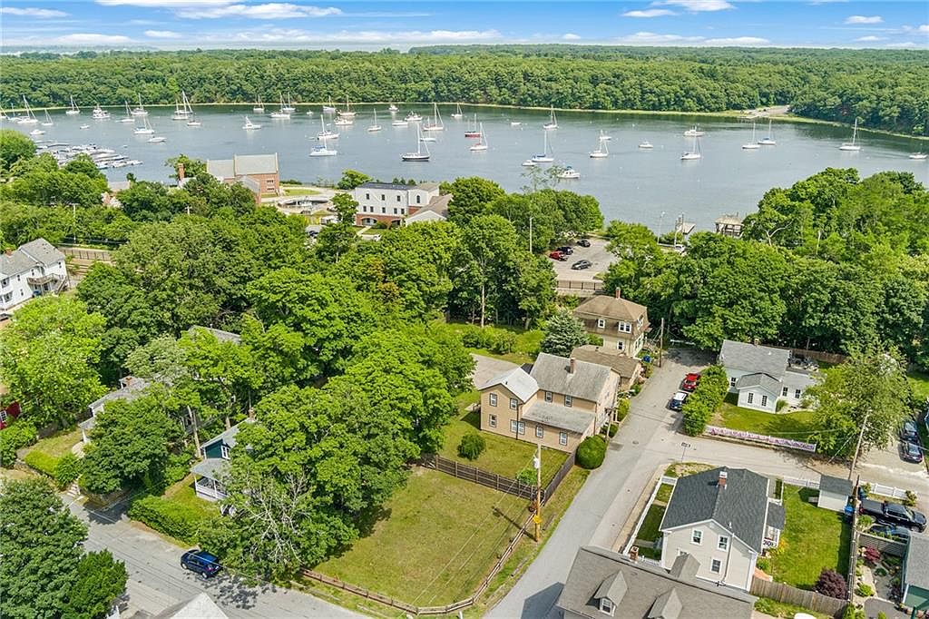 32 Union St, East Greenwich, RI 02818 MLS 1338465 Zillow