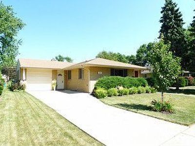 471 Farthing Ln, Des Plaines, IL, 60016