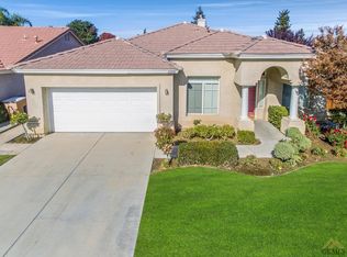 10200 Brentford Ave, Bakersfield, CA 93311