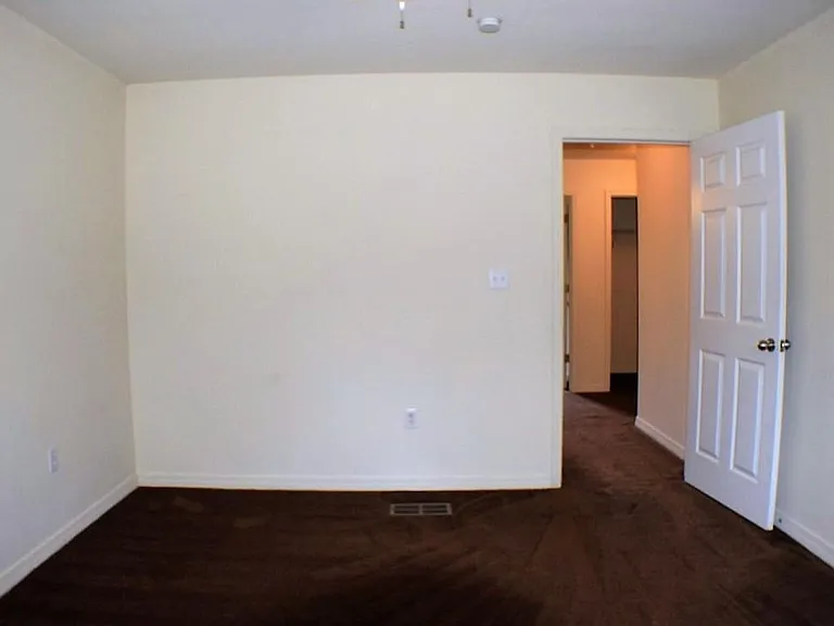 510 Sullivan Killrain Rd #C — Photo 17