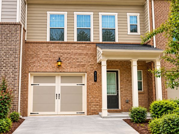 240 Mahone Dr