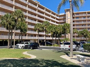19451 Gulf Blvd, Indian Shores, FL 33785
