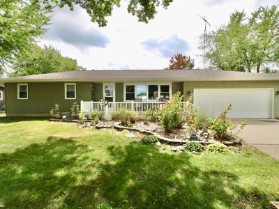 811 Avenue C, West Point, IA, 52656