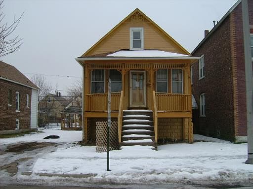 1st image of 41 E 155th Pl