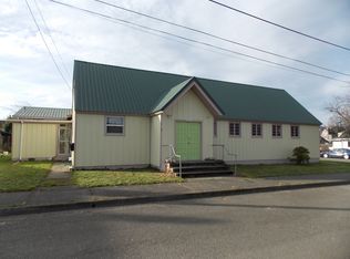 908 A St, Myrtle Point, OR 97458