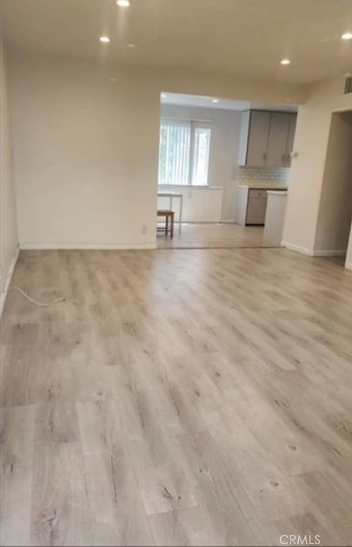 2 bed, 1100 sqft, $2,950 — Photo 4