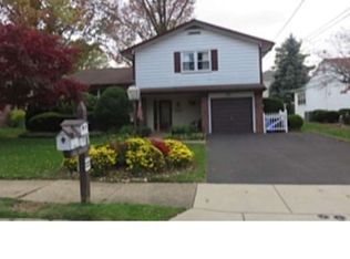 102 Beth Dr, Philadelphia, PA 19115