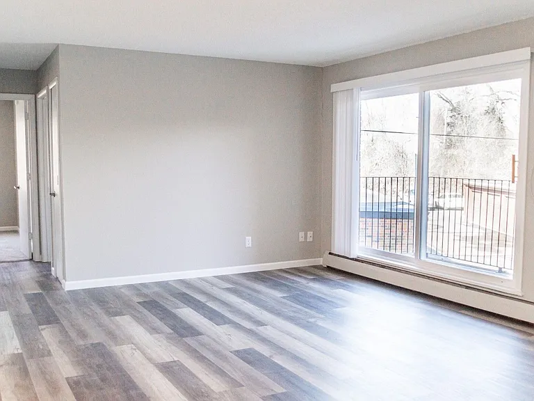 The Birchway Apartments — Photo 29
