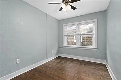 720 W 37th St #12 — Photo 11