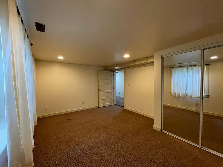 1201 E Baldwin Ave — Photo 13