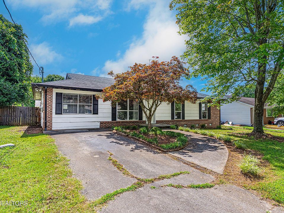 1st image of 1016 Ruskin Dr