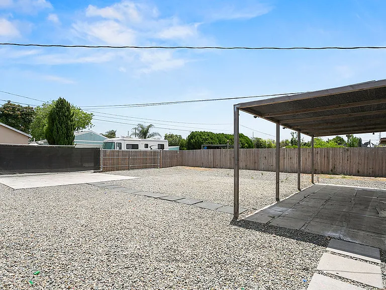 13192 Edwards St — Photo 22