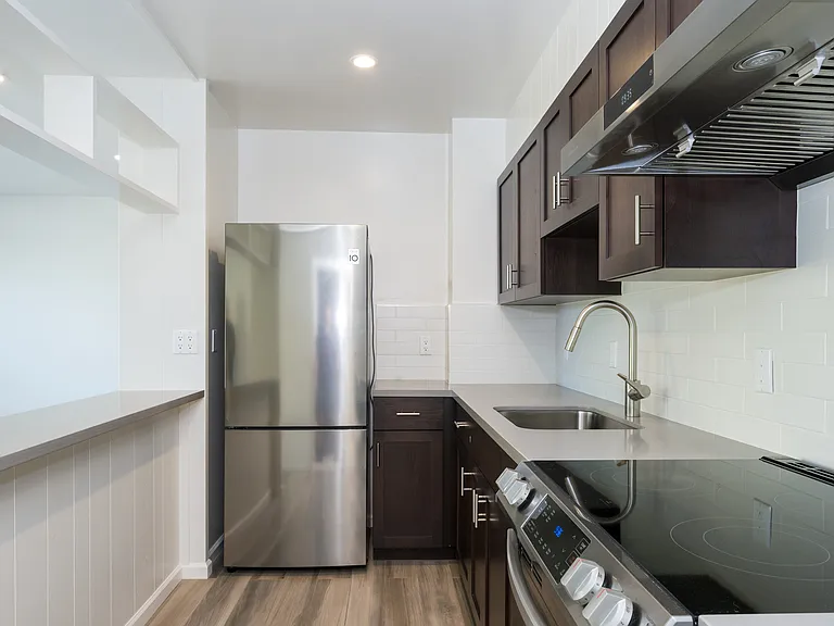 935 Burnett Ave #4 — Photo 8