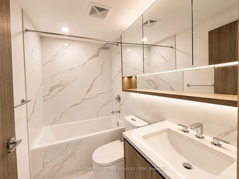 18 Esther Shiner Blvd #2508 — Photo 6