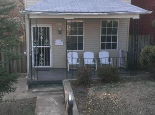 904 44th St NE, Washington, DC 20019