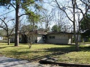 3402 Avenue J, Rosenberg, TX 77471