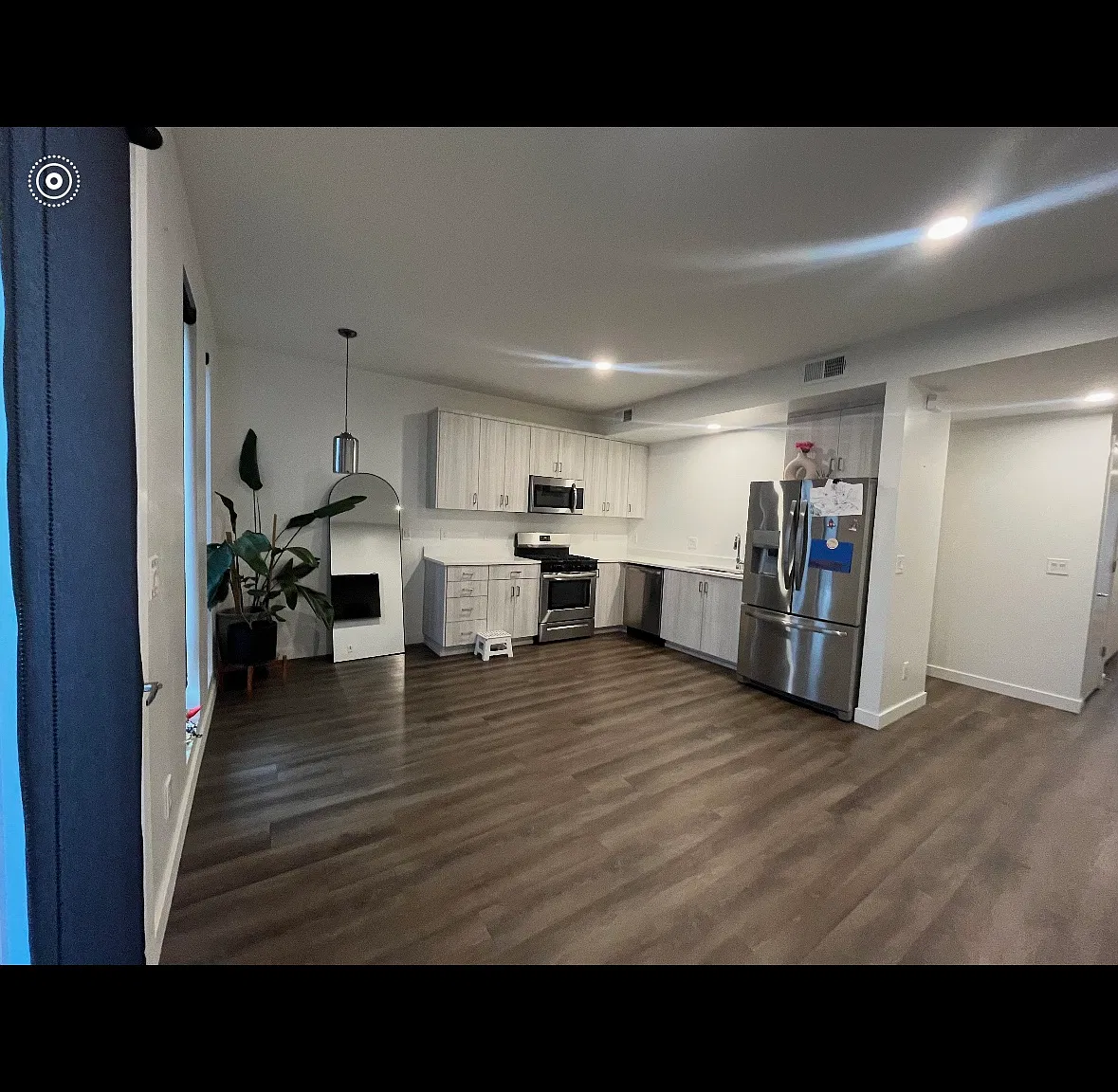 2 bed, 2.5 bath, 1406 sqft, $2,300 — Photo 4