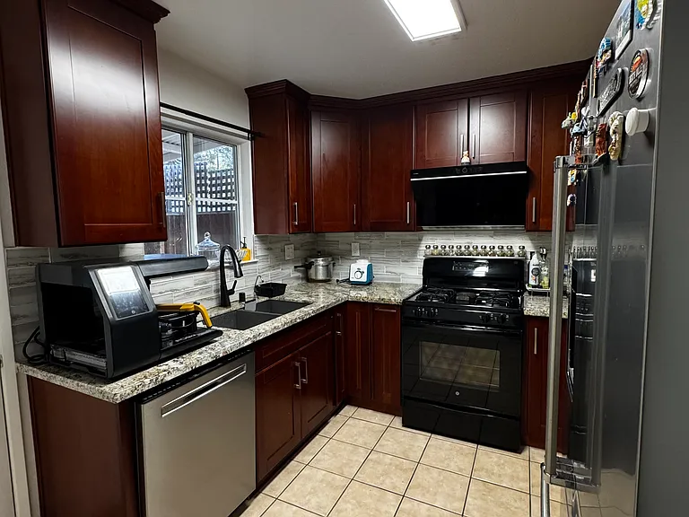 1627 Los Suenos Ave — Photo 14