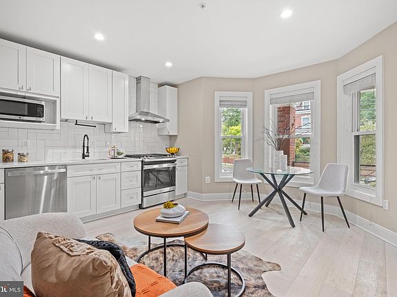 4th image of 5622 13th St NW Floor 2