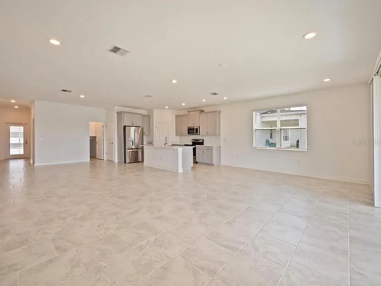 3377 Wauseon Dr — Photo 4