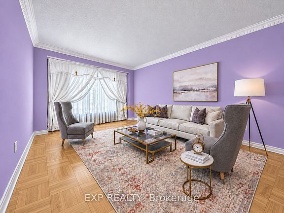 4th image of 19 Springbrook Dr