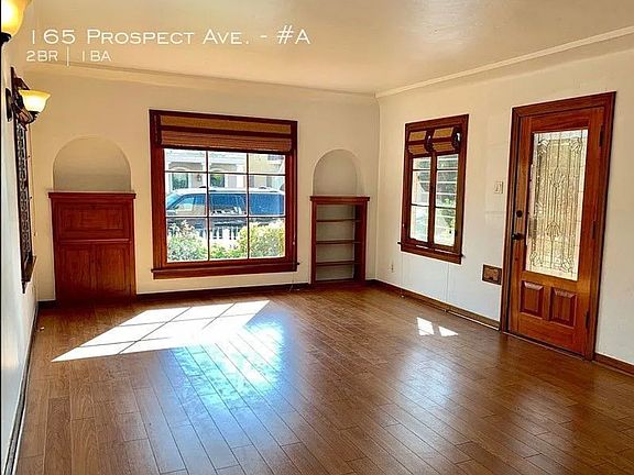 4th image of 165 Prospect Ave APT A