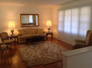 8803 Higdon Dr, Vienna, VA 22182