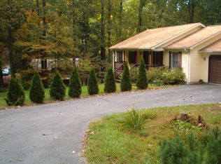 158 Cornpone Ln, Harpers Ferry, WV 25425