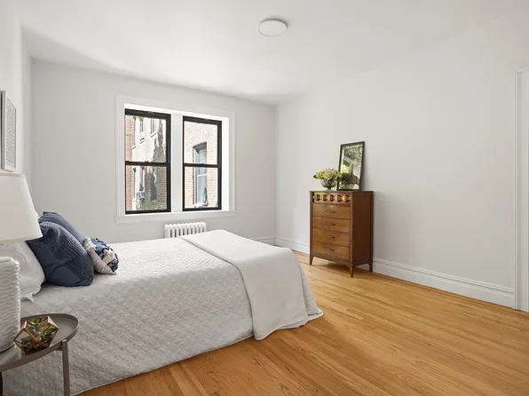 83-10 35th Avenue image 6 of 12