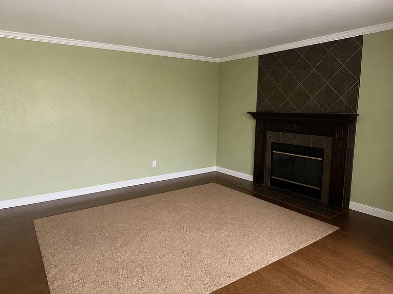 742 Rambleton Dr — Photo 12