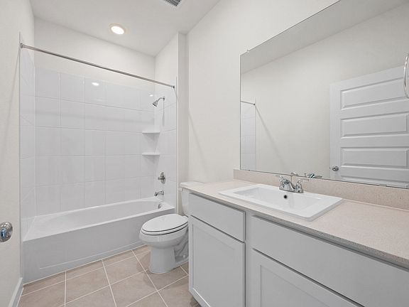 5th image of 112 Divisadero Dr