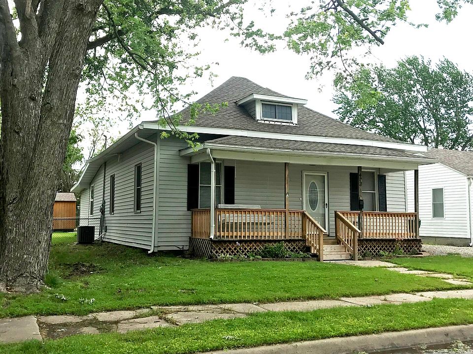 2nd image of 422 Cleveland Ave