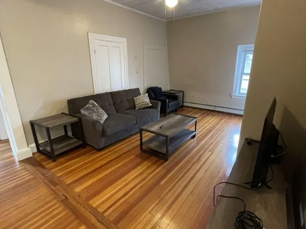 343 Thayer St APT 3, Providence, RI 02906