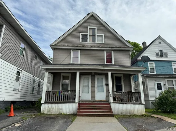1435 Francis St, Utica, NY 13502