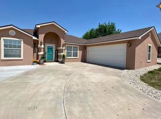 606 Riviera Ct, Carlsbad, NM 88220