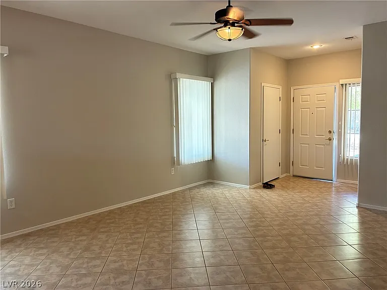 2523 Romanza Rd — Photo 2
