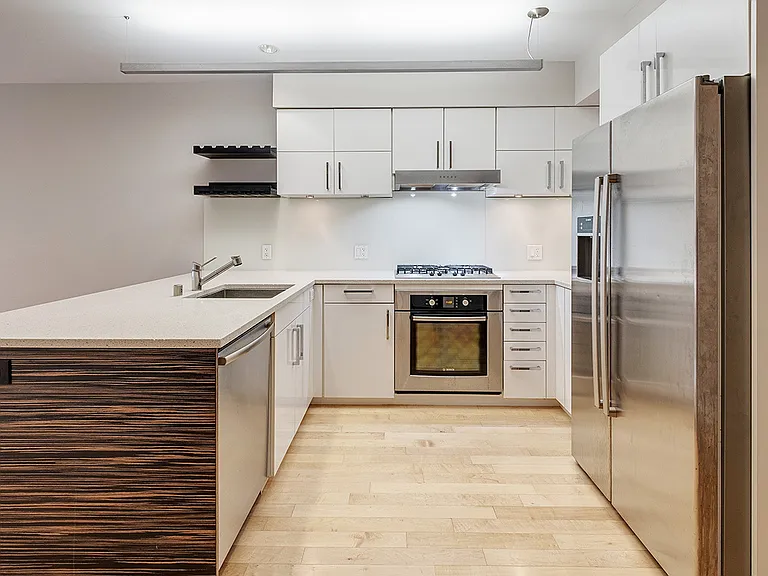 1840 Washington St #202 — Photo 2
