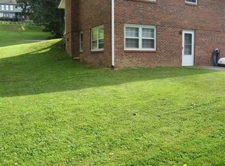 135 Amble Ln, Fletcher, NC 28732