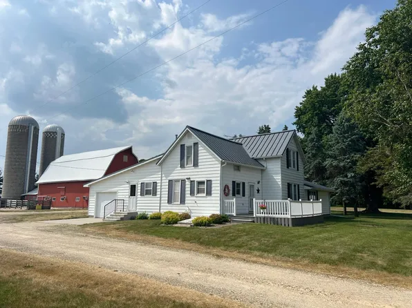 7231 County Road 10 NE, Plainview, MN 55964