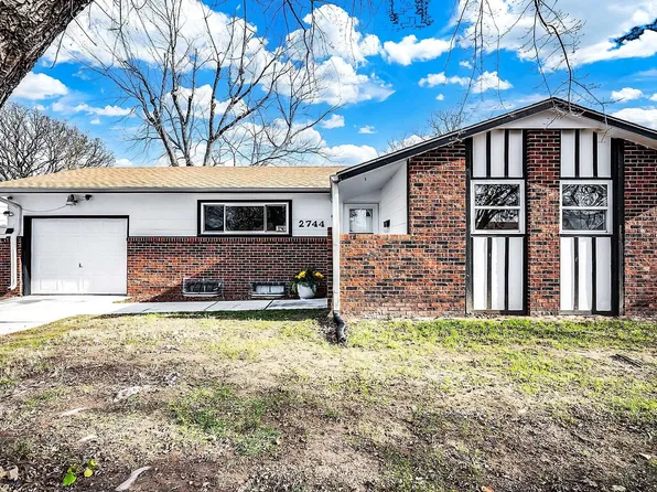 2744 S Bennett Ave, Wichita, KS 67217
