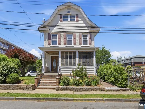 90 De Witt Pl, Hackensack, NJ 07601
