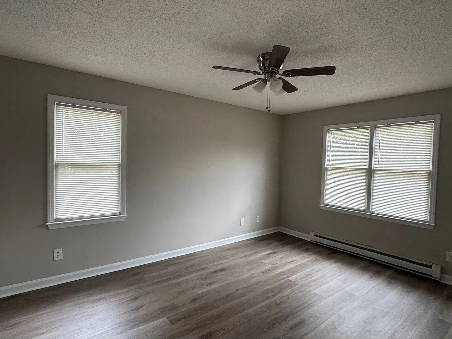 Taylor Street 2321 — Photo 4