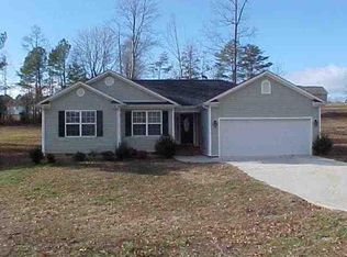 205 Chestuee Rd NE, Cleveland, TN 37323