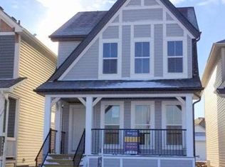 1729 New Brighton Dr SE, Calgary, AB T2Z0T9