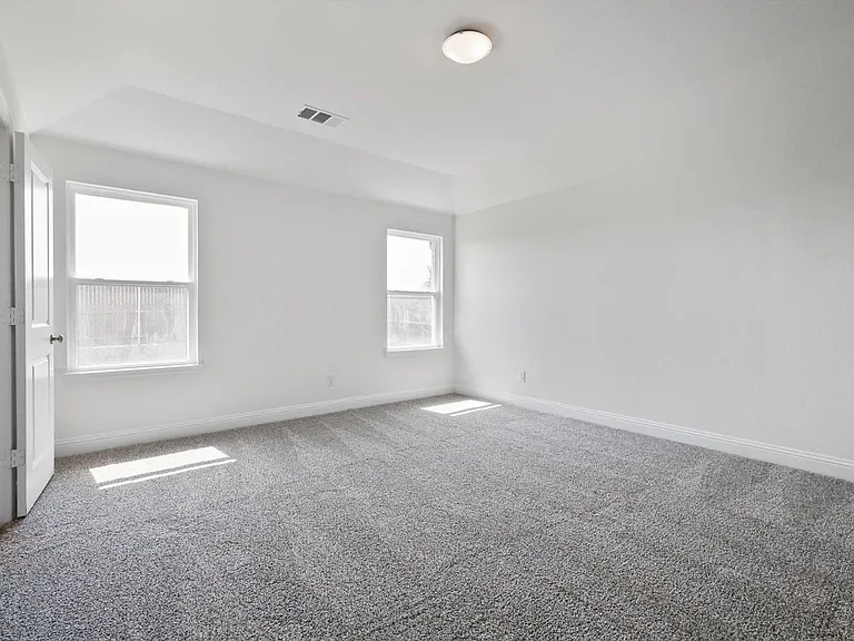 517 Amenduni Ln — Photo 17