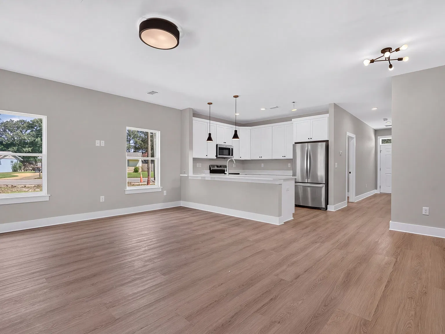 3 bed, 2.5 bath, 1780 sqft, $2,500 — Photo 4