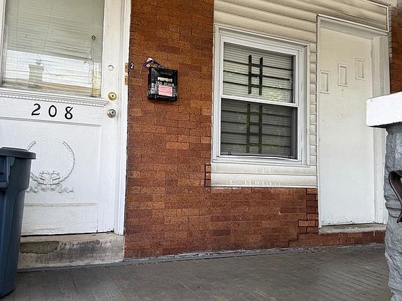 4th image of 208 S 53rd St