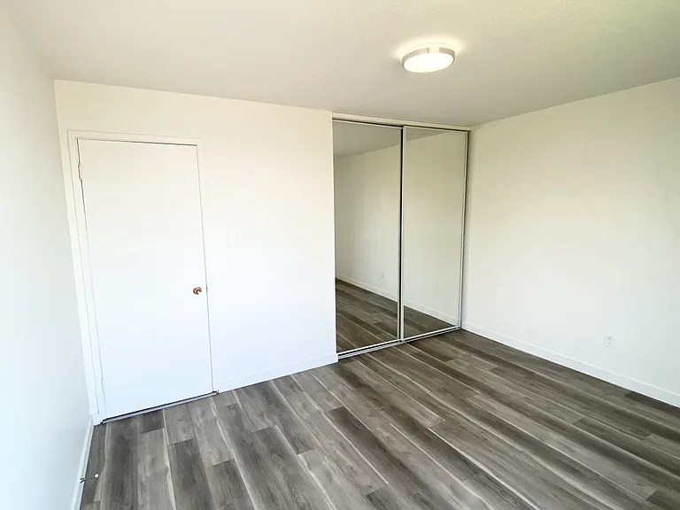 15158 Royal Ave #302 — Photo 13