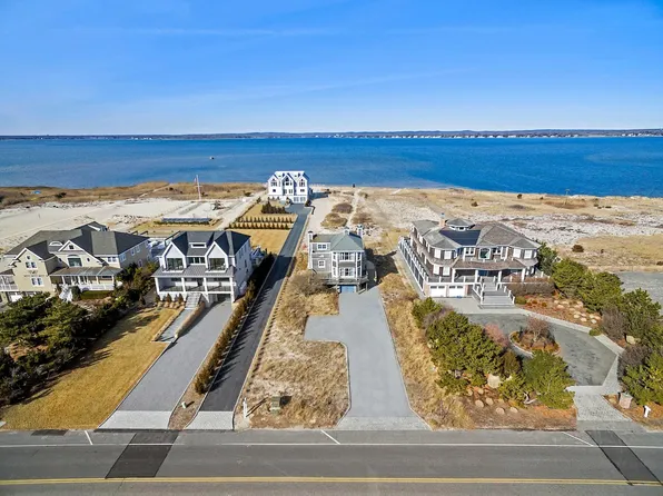 772 Dune Road, Westhampton Dunes, NY 11978