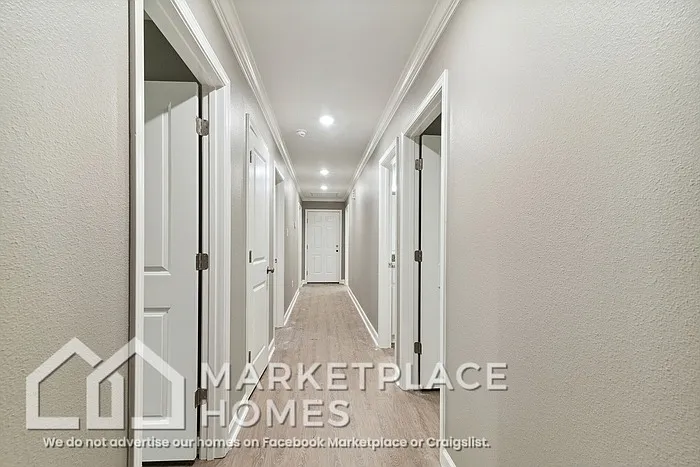 2102 Moss St — Photo 21